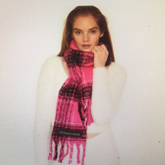 Victoria’s Secret Scarf - Picture 7 of 8